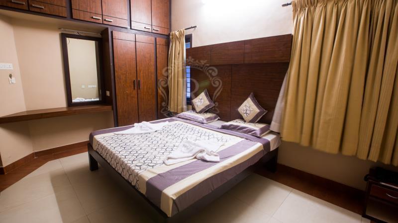 Raj Residencia Hotel Pondicherry Exterior foto