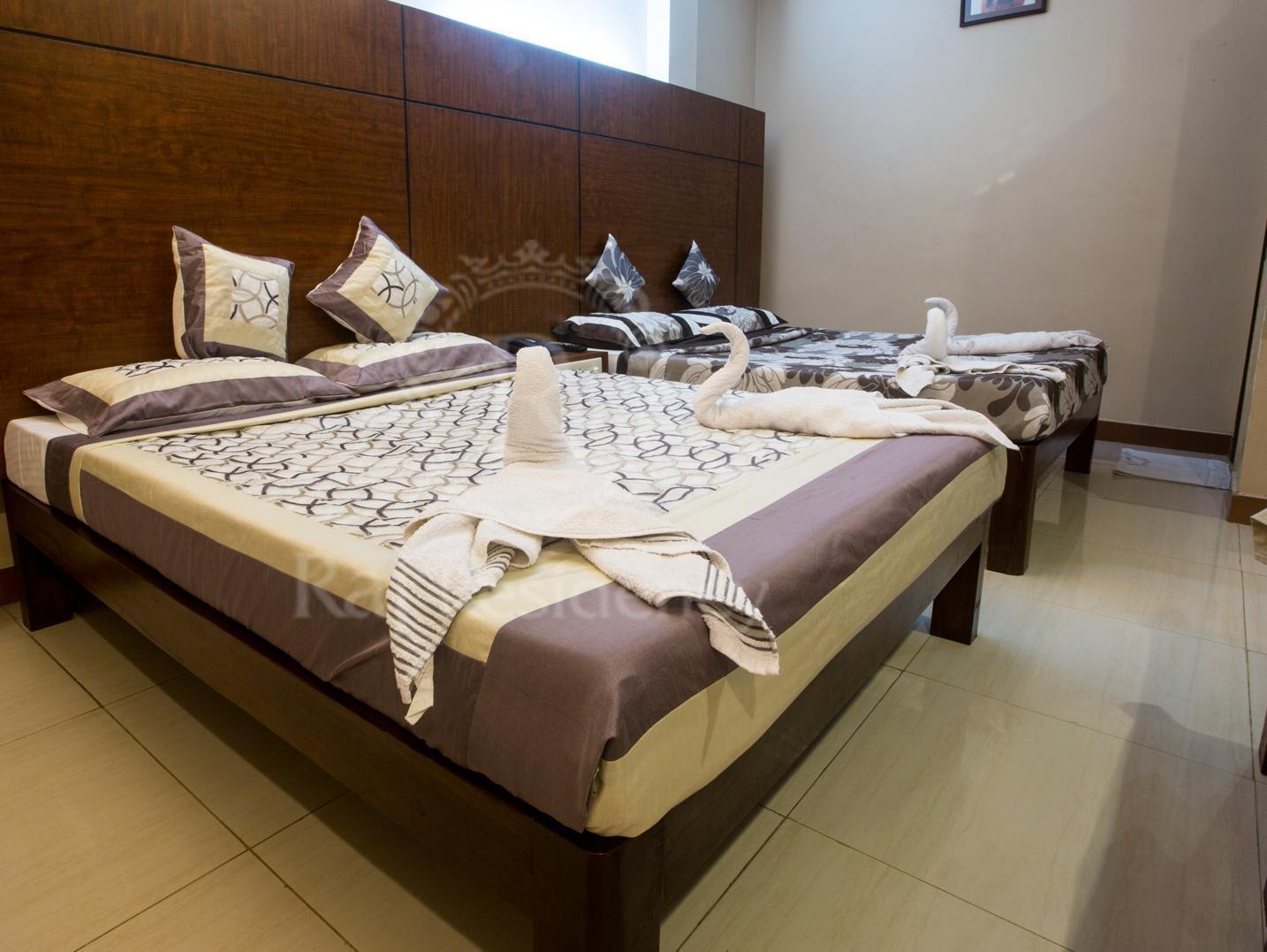 Raj Residencia Hotel Pondicherry Exterior foto